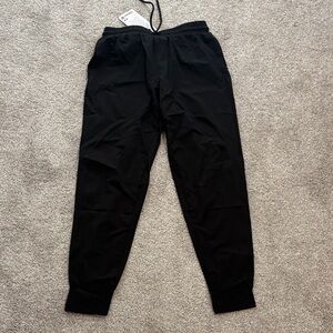 lululemon athletic wms Black Sweatpants 4 with from pocket & back zipper pocket